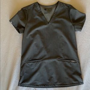 Figs Casma 3 pocket scrub top XS